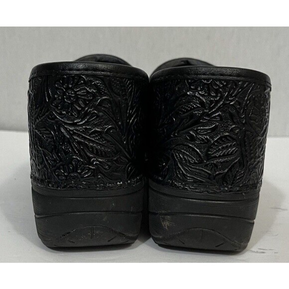 Dansko XP 2.0 Women's Genuine Leather Clogs Size 39 Black Floral Tooled - Picture 3 of 5